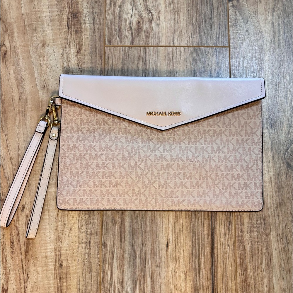Michael Kors Maisie Envelope Clutch